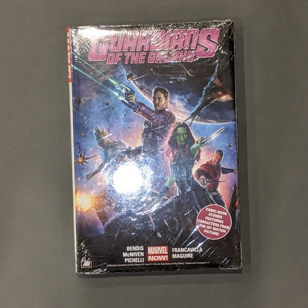 Marvel Comic Books Bundle - Picture 3 of 7